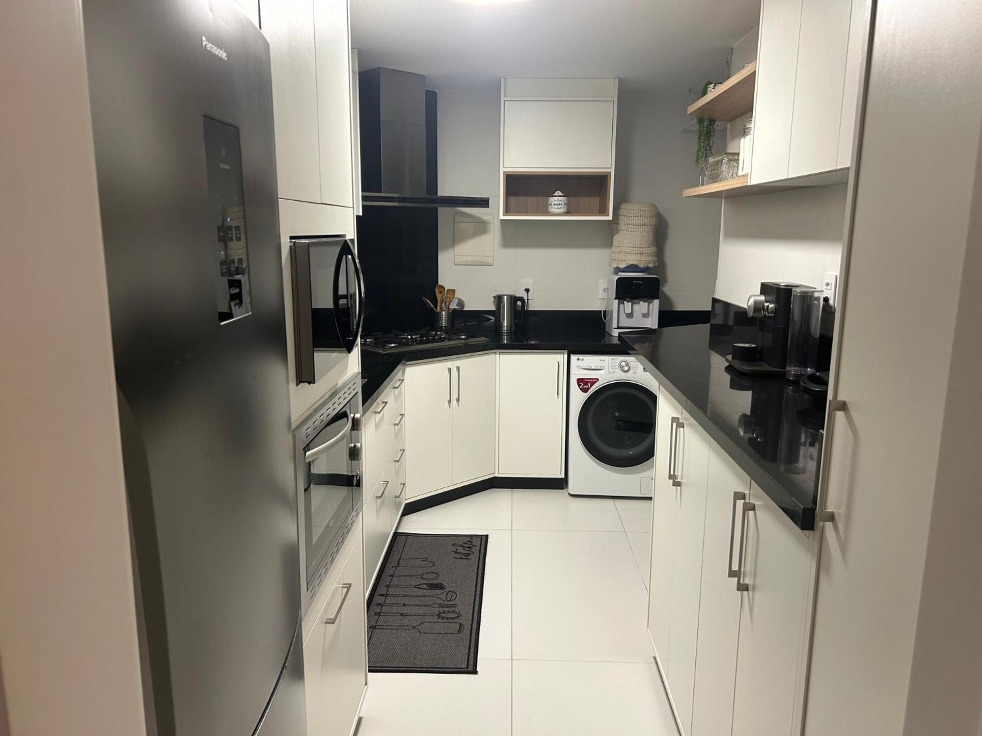 Apartamento Uma Quadra Da Av Atlantica, 4 Pessoas Balneario Camboriu