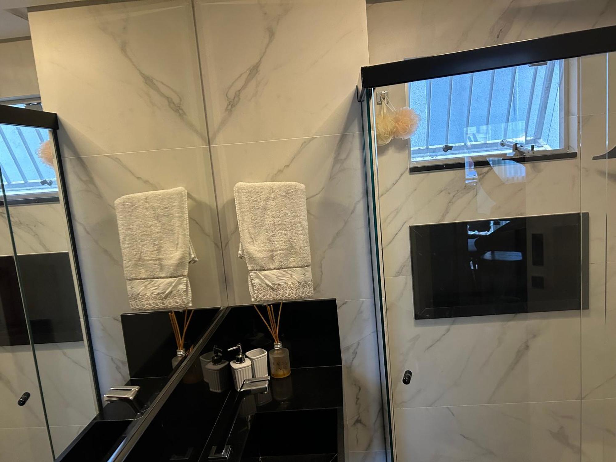Apartamento Uma Quadra Da Av Atlantica, 4 Pessoas *